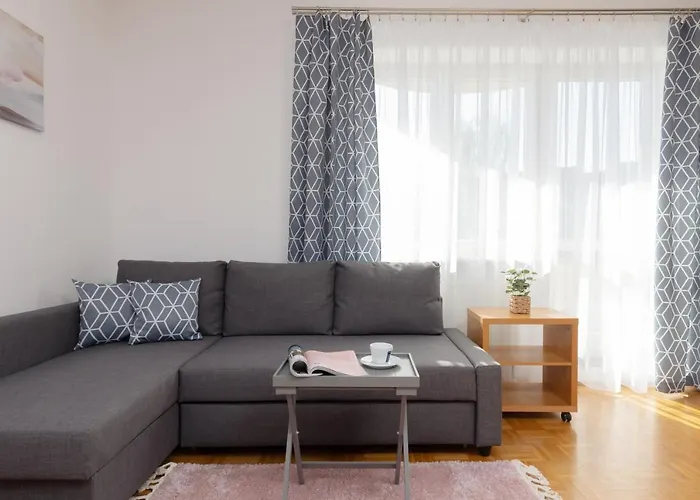 Metro Natolin Ursynow Centre Studio With Balcony By Renters Apartment *